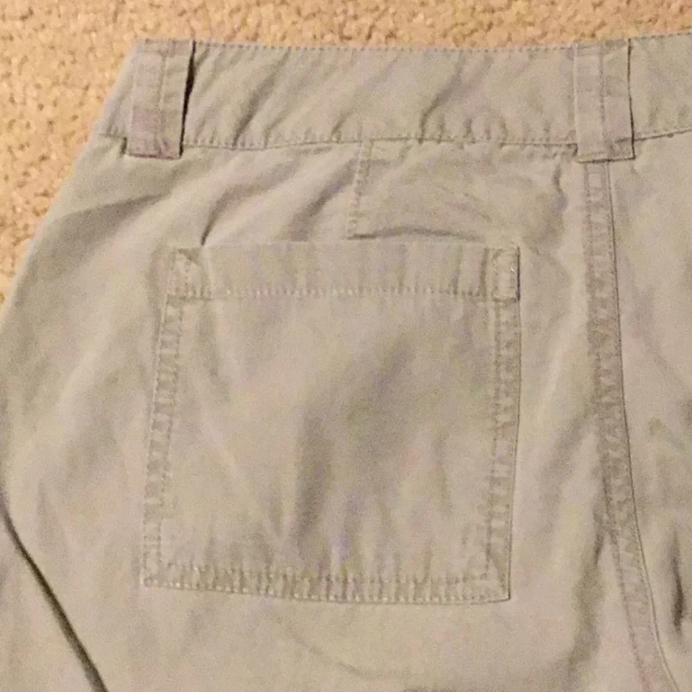 OLD NAVY tan cargo shorts size 4